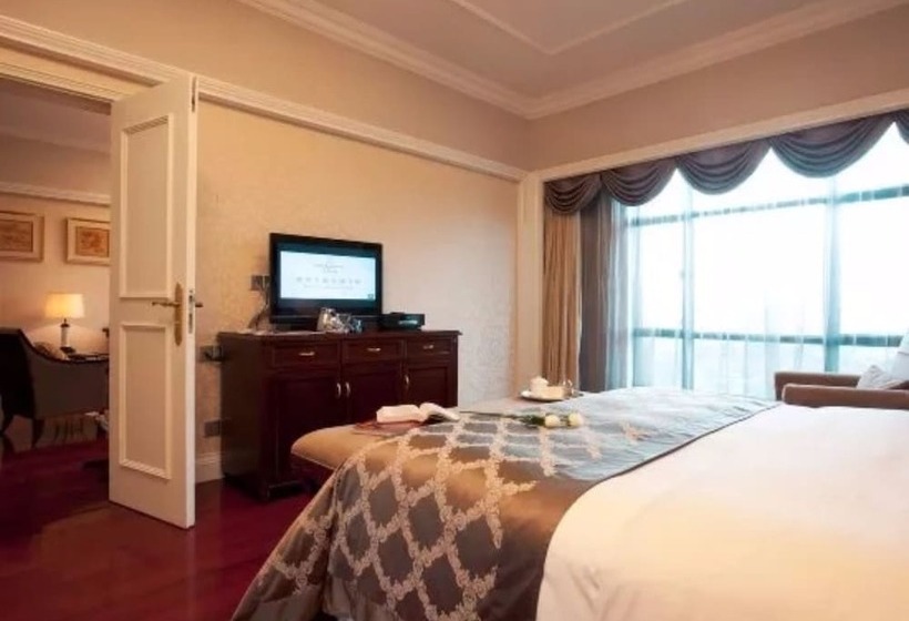 Президентский Люкс, Green Lake