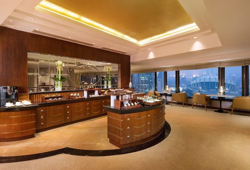 Quarto Executivo, Hua Ting Hotel & Towers
