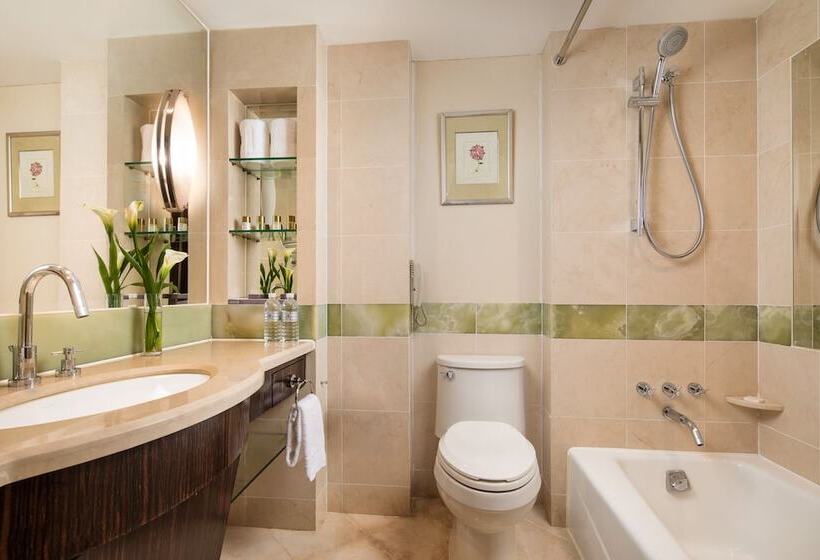 이그제큐티브 룸, Hua Ting Hotel & Towers