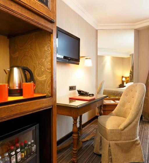 اتاق سوپریور, Au Manoir Saint Germain