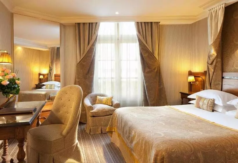 スーペリアールーム, Au Manoir Saint Germain