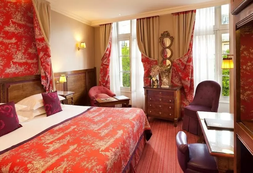 デラックスルーム, Au Manoir Saint Germain