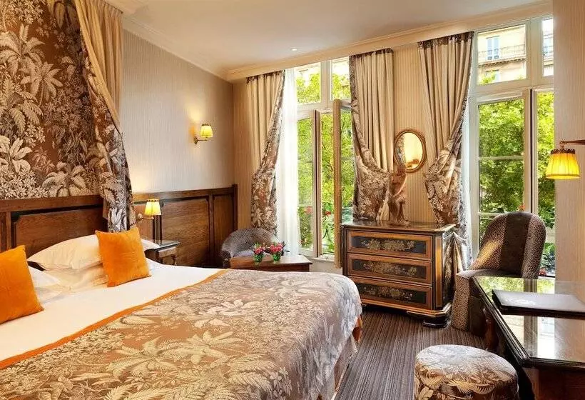 スタンダードトリプルルーム, Au Manoir Saint Germain