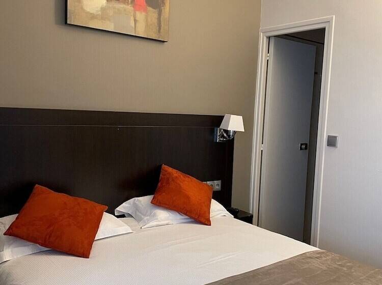 スタンダードトリプルルーム, Hôtel Le Beaugency