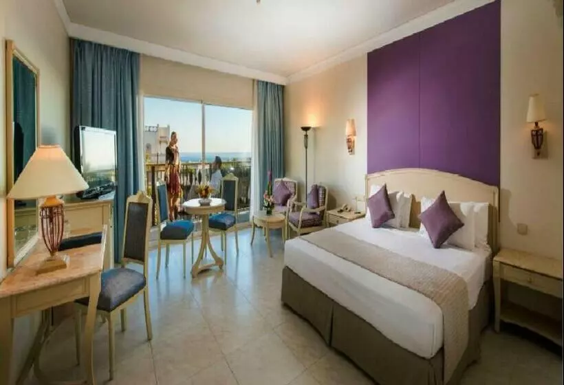اتاق لوکس با چشم‌انداز باغ, Concorde El Salam Sharm El Sheikh Front