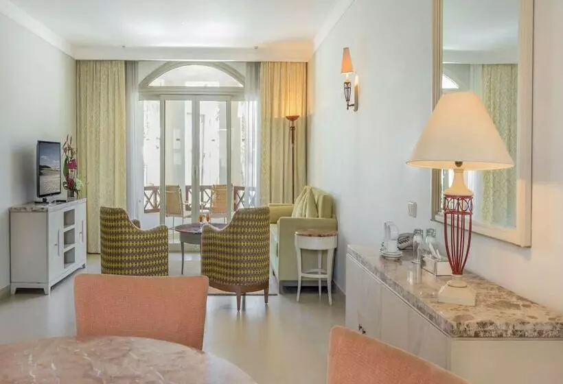 اتاق لوکس با چشم‌انداز باغ, Concorde El Salam Sharm El Sheikh Front