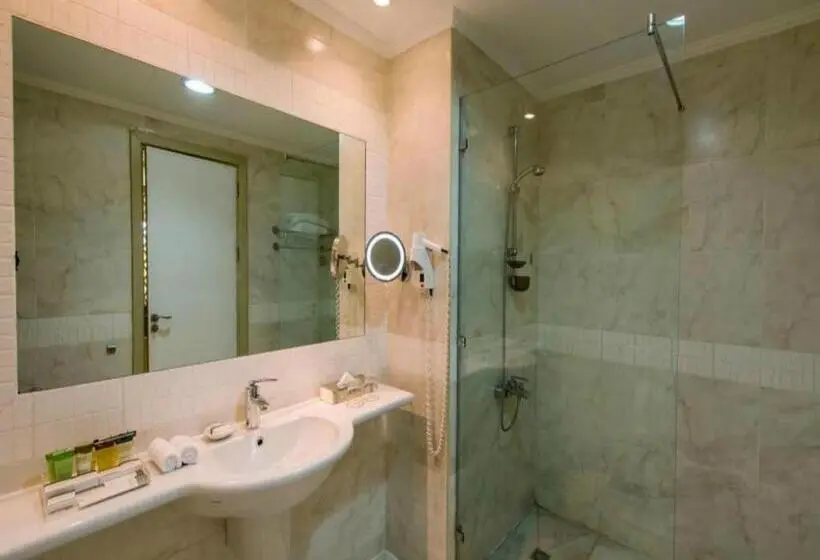 سوئیت سلطنتی 3 خوابه, Concorde El Salam Sharm El Sheikh Front