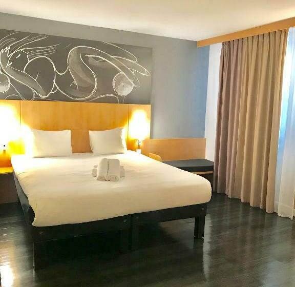 スタンダードルーム, Easyhotel Nice Old Town