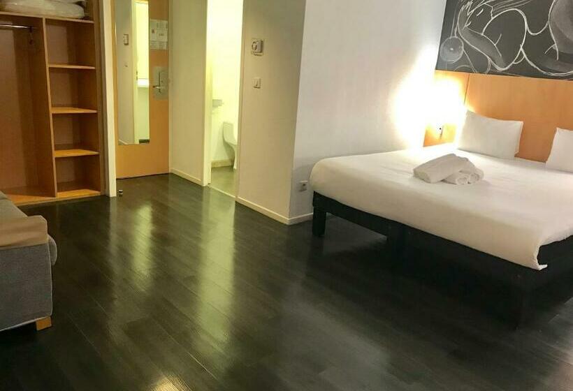 スタンダードトリプルルーム, Easyhotel Nice Old Town