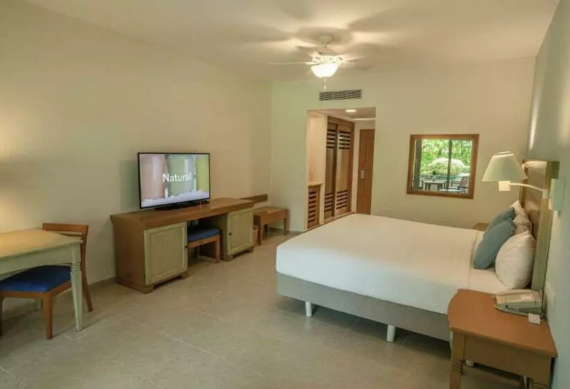 ガーデンビュースタンダードルーム, Iberostar Waves Punta Cana