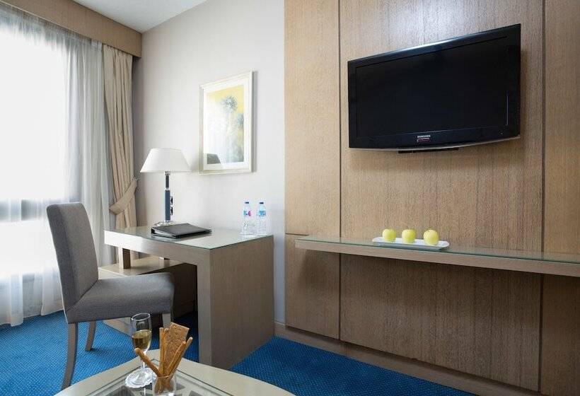 سوییت لوکس, Le Passage Cairo Hotel & Casino