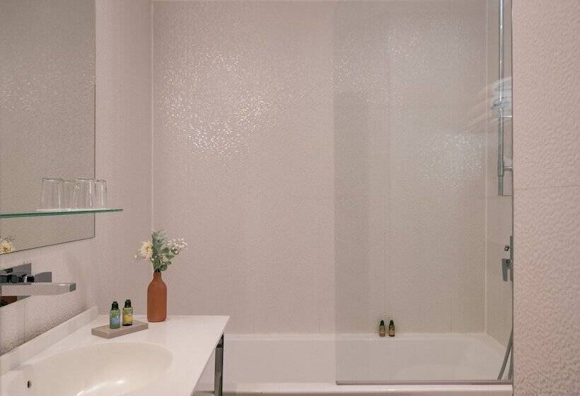 スタンダードルーム, Legend Hôtel Paris