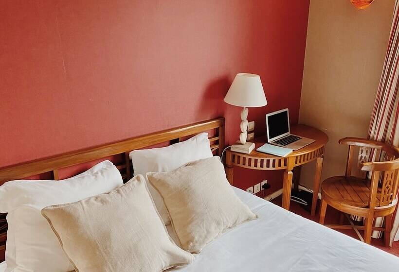 חדר סטנדרט יחיד, Alfred Hotels Compiègne