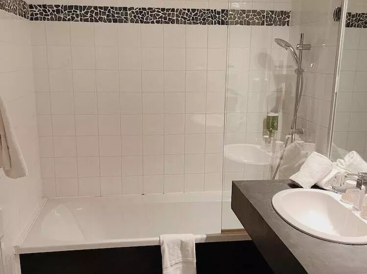 Camera Comfort, Alfred Hotels Compiègne