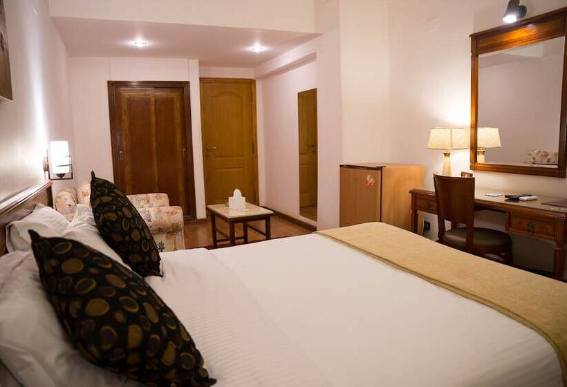 اتاق استاندارد, Royal Marshal