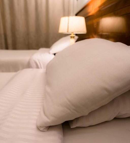 اتاق استاندارد, Royal Marshal