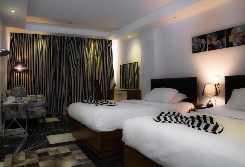 آپارتمان سوپریور 1 خوابه, Royal Marshal