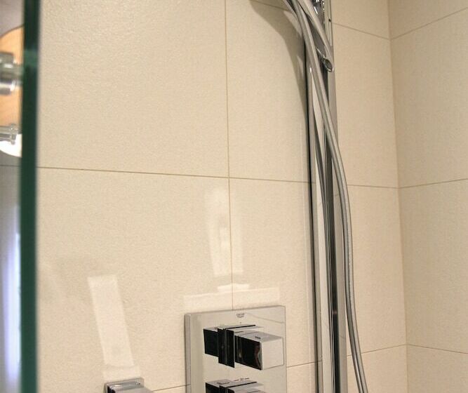 スーペリアールーム, Best Western Le Montmartre – Saint Pierre