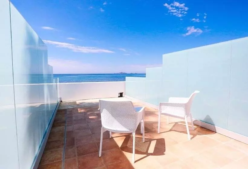 Comfort-huone Merinäkymä, Cala Di Sole