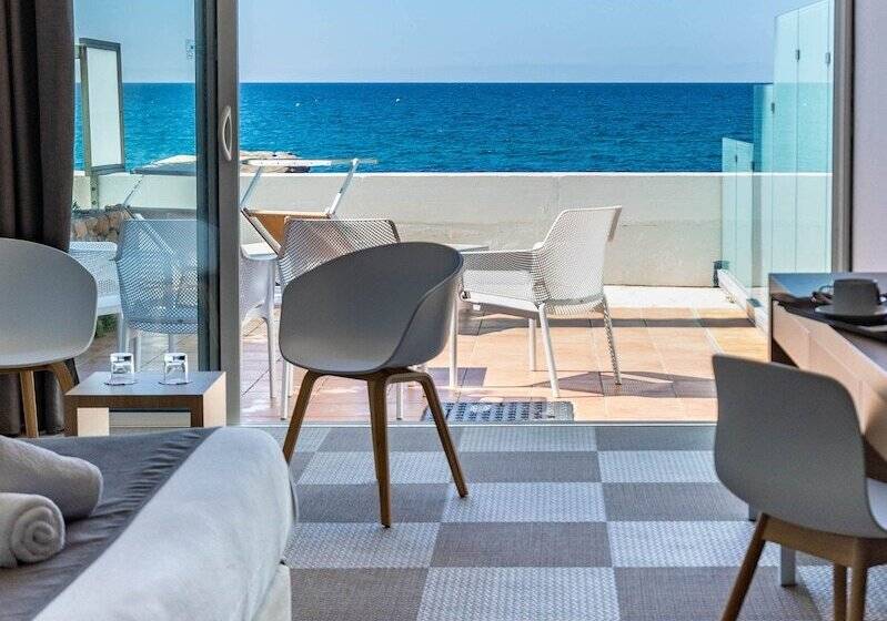 海の見えるコンフォートルーム, Cala Di Sole