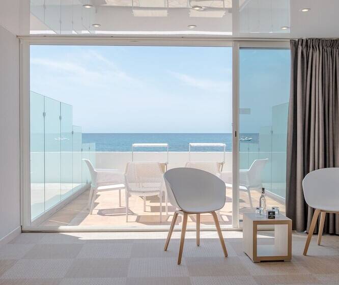 海の見えるコンフォートルーム, Cala Di Sole