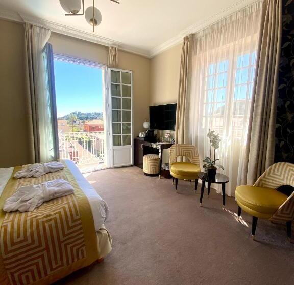 デラックスルーム, Carlton