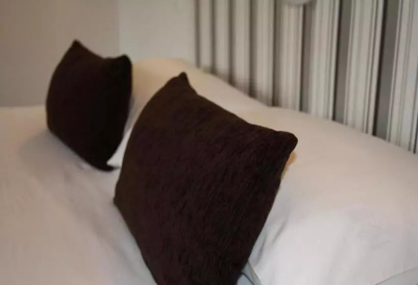 Standard Kolmen Hengen Huone, Hôtel De La Rhune