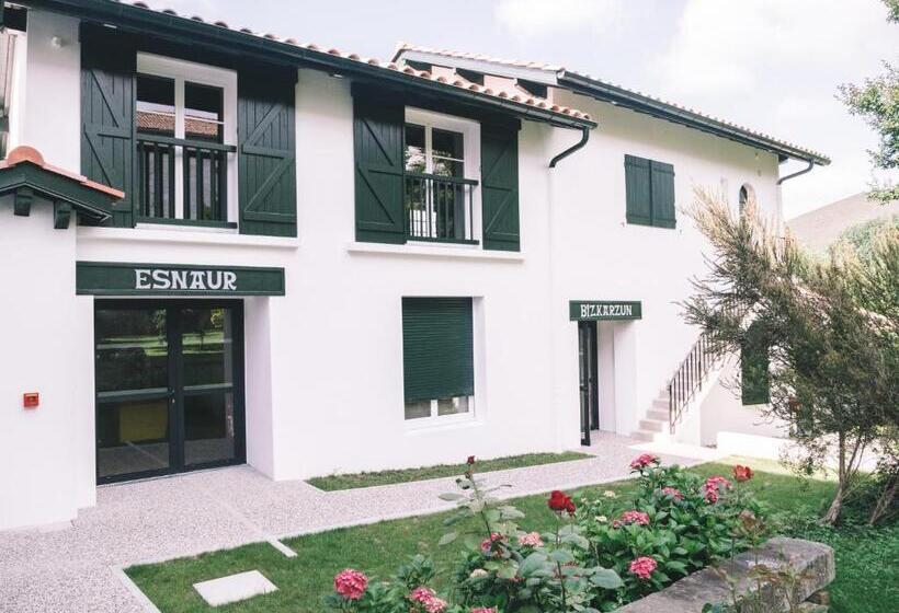 ２ベッドルームアパートメント, Hôtel De La Rhune