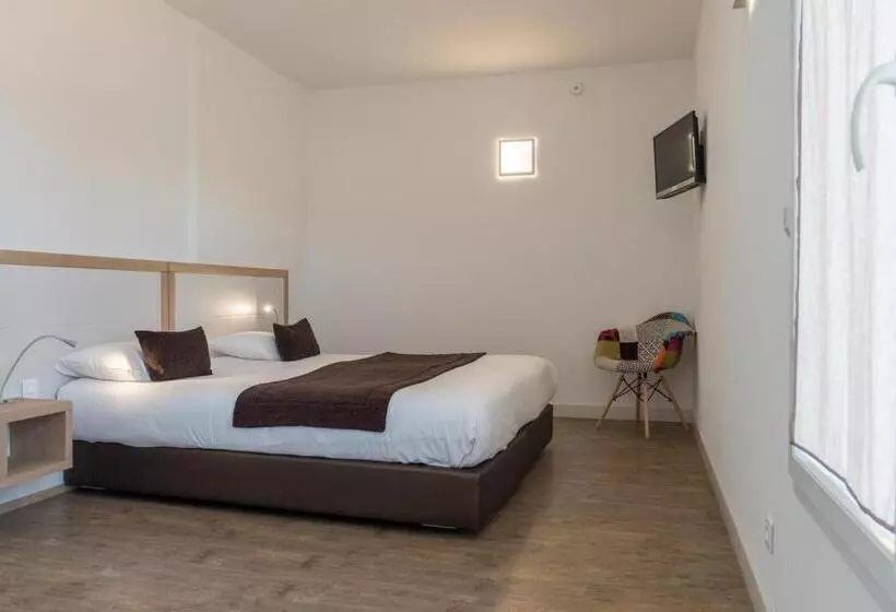 Huoneisto 2 Makuuhuonetta, Hôtel De La Rhune