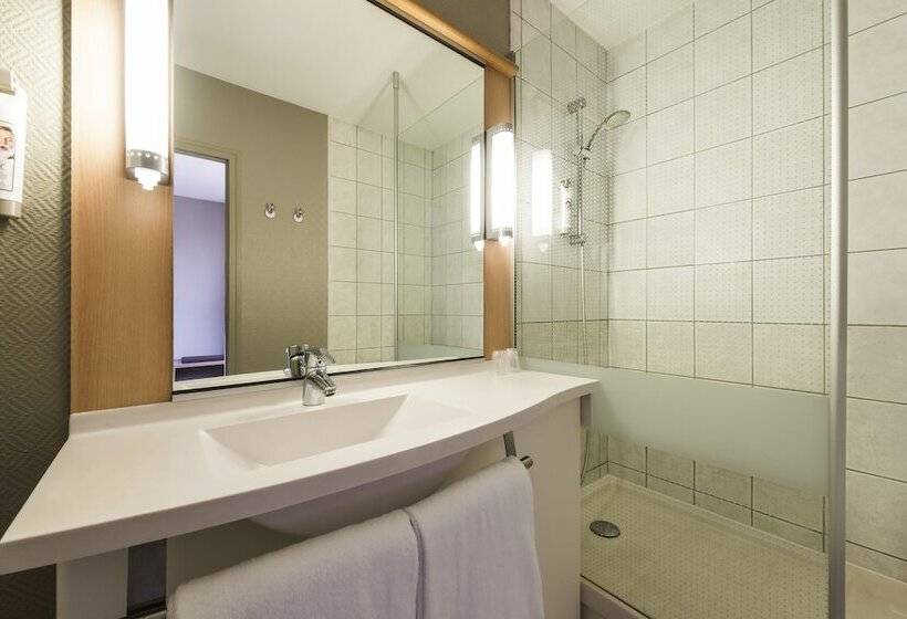 Номер Стандарт, Ibis Creilsuroise
