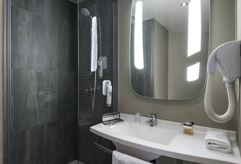 Номер Стандарт, Ibis Creilsuroise