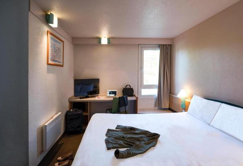 Номер Стандарт, Ibis Creilsuroise