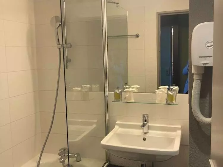 اتاق استاندارد با تخت دوبل, Kyriad Hôtel Orly Aéroport   Athis Mons