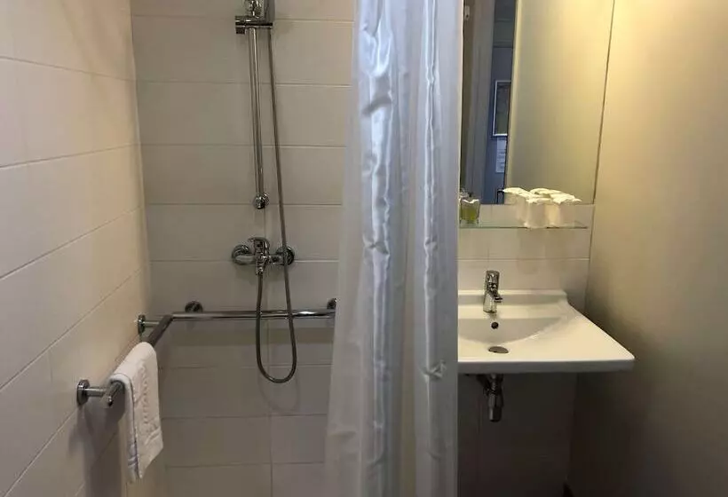اتاق استاندارد با تخت دوبل, Kyriad Hôtel Orly Aéroport   Athis Mons
