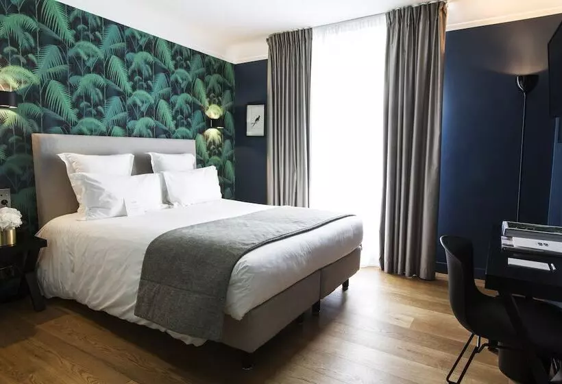 سوییت جونیور, Hôtel Mathis Elysées