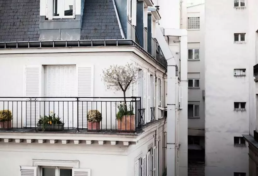 اتاق سوپریور با بالکن, Hôtel Mathis Elysées