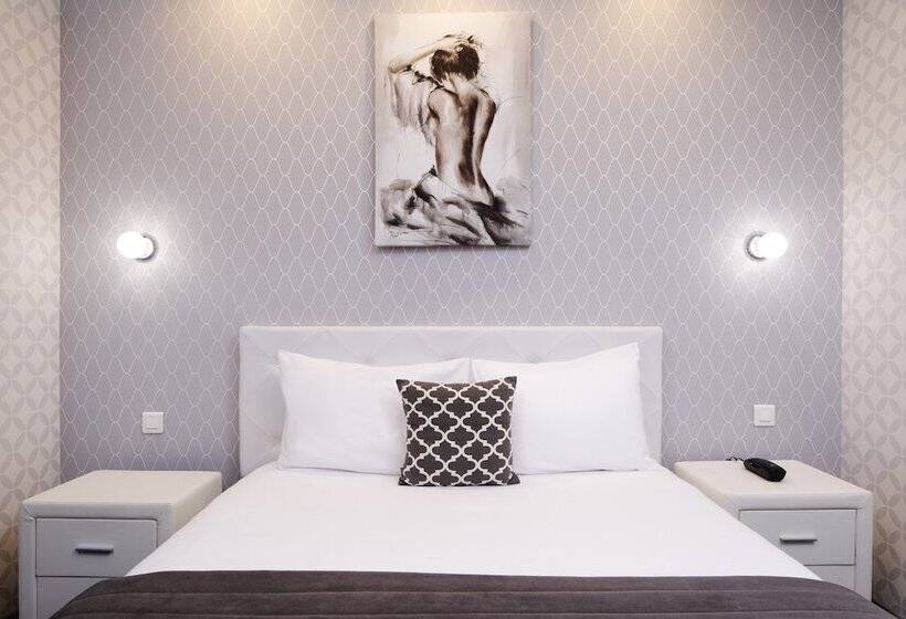 スタンダードルーム, De Geneve