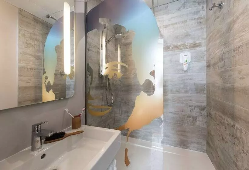 اتاق استاندارد, Ibis Styles Hyères Rooftop & Spa