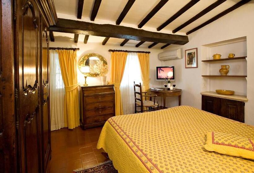 古典房间, Le Hameau