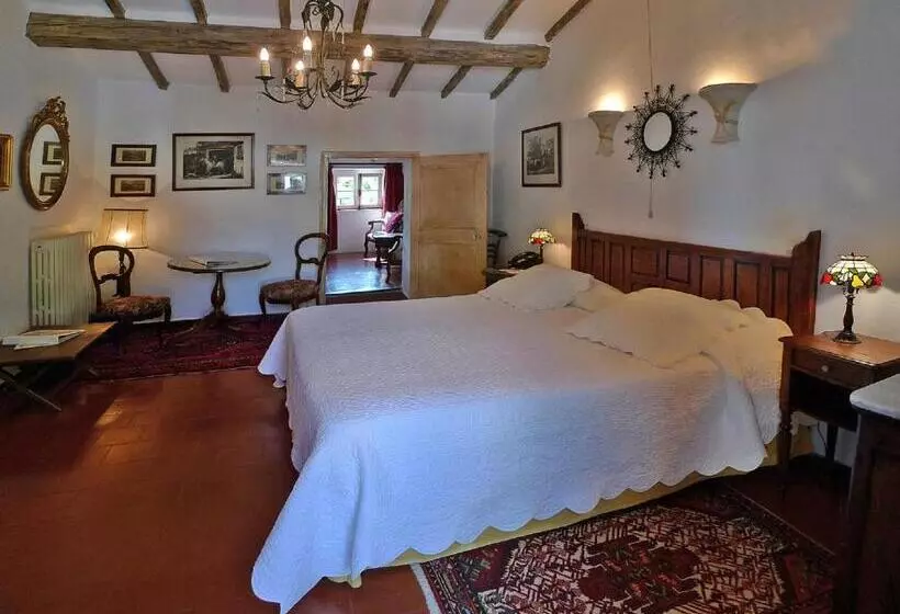 سوئیت 2 خوابه, Le Hameau
