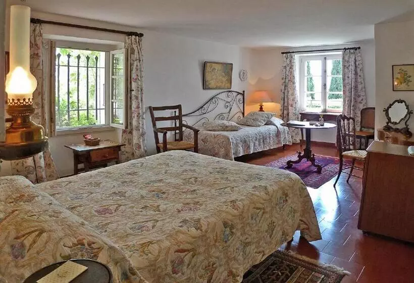 اتاق کلاسیک چهارنفره, Le Hameau