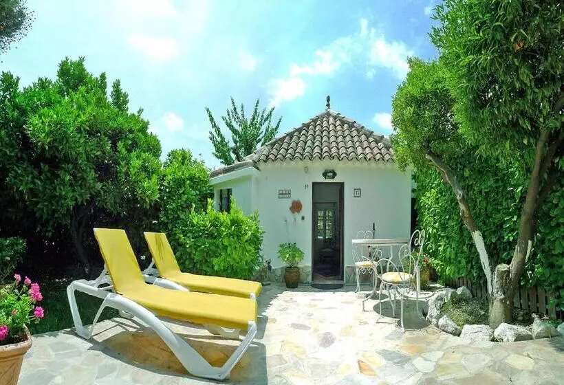 اتاق راحتی, Le Hameau
