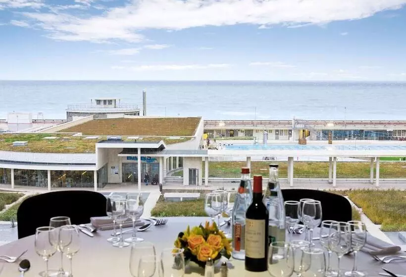 اتاق پرستیژ با چشمانداز دریا, Mercure Dieppe La Presidence