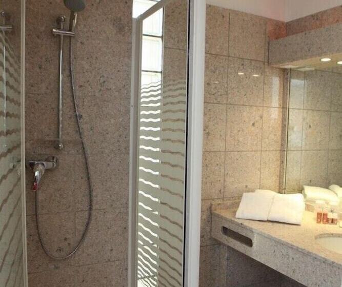 プレミアムシングルルーム, Hôtel Les Trois Roses, Meylan Grenoble The Originals Boutique