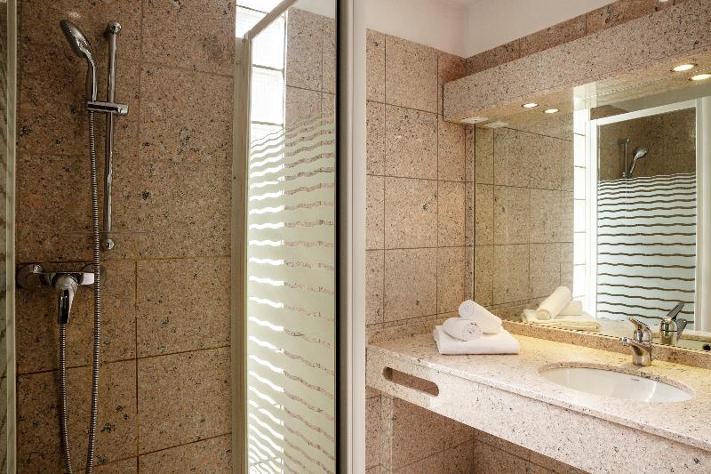 디럭스 룸, Hôtel Les Trois Roses, Meylan Grenoble The Originals Boutique