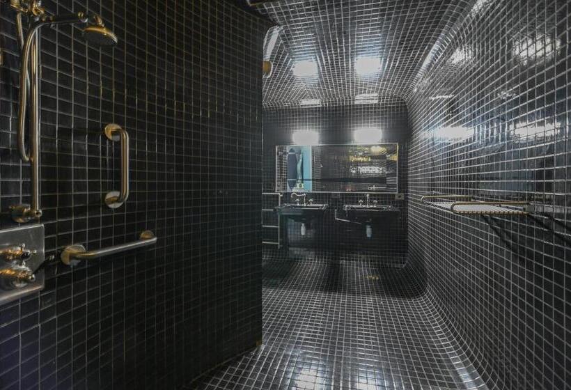 スイート, The Place To Be In Saint Germain Des Près   Montana 2