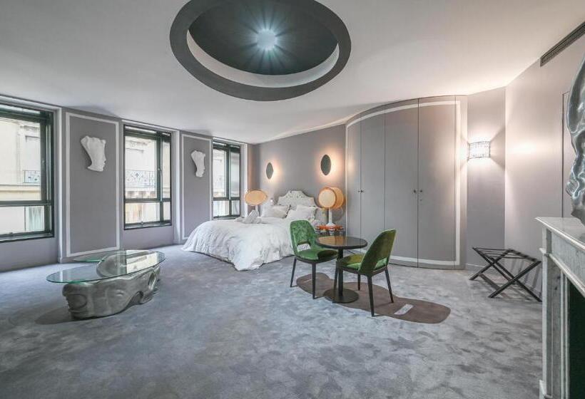 スイート, The Place To Be In Saint Germain Des Près   Montana 2