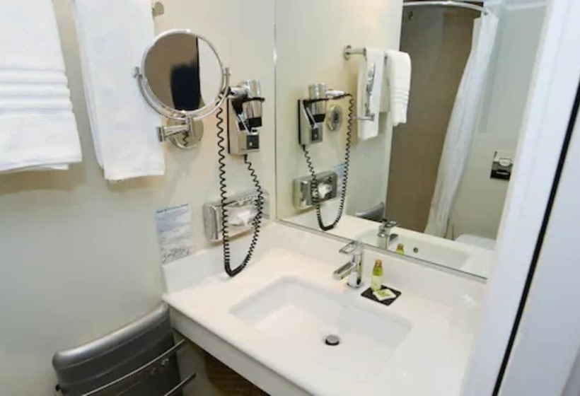 标准单人间, De Provence