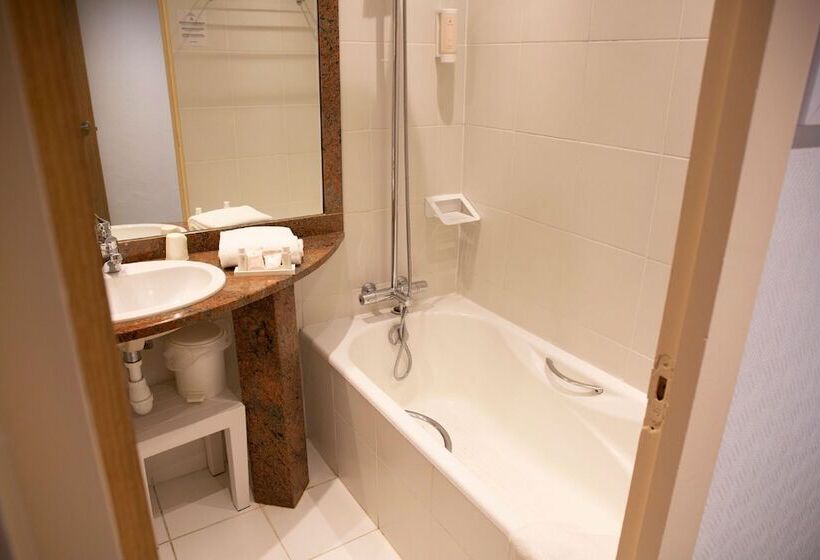 غرفة قياسية مزوَّدة بتراس, Grand Hôtel Du Lido