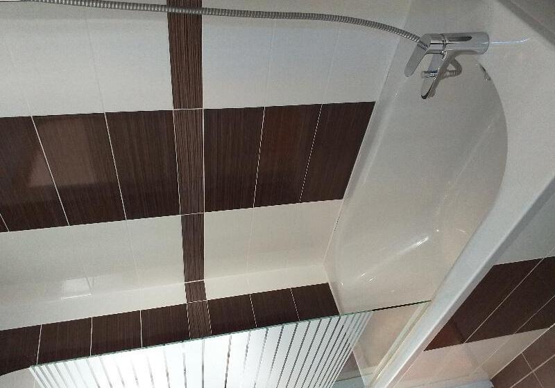 スタンダードルーム, Hôtel Roi René